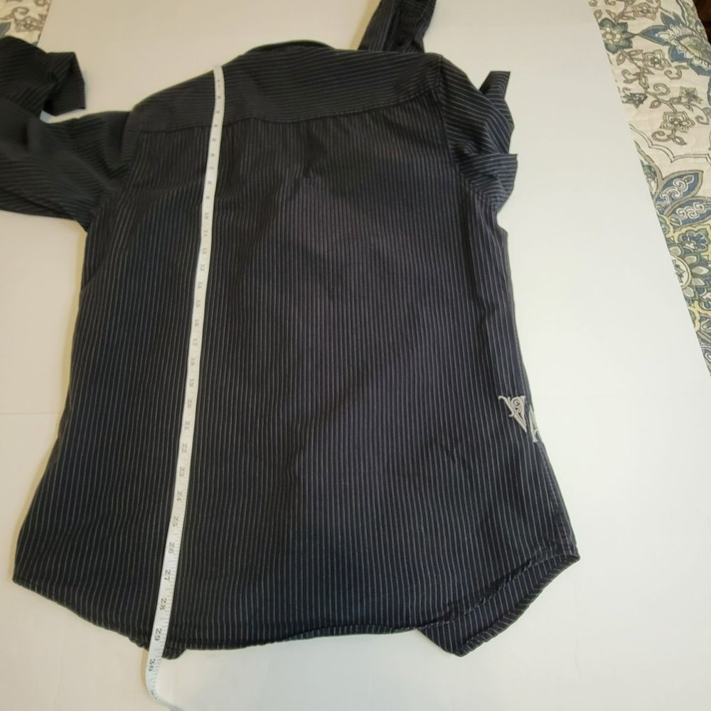 RVCA Men's Large Black and White Pin Stripe Button Down Shirt W/Embroidery - EUC - Picture 12 of 13